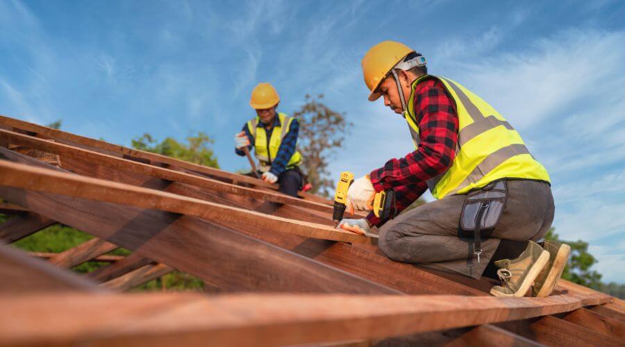 Professional Flat Roofing Installation services in Schlater, MS